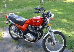 1983-Suzuki-GR650-Red-1.jpg