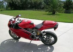 2004-Ducati-749-Testastretta-Red-6511-0.jpg