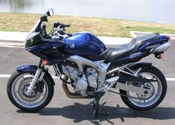 2005-Yamaha-FZ6-Blue-0.jpg