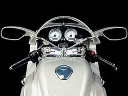 Ducati-Paul-Smart-1000-2.jpg