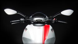 Ducati-monster-s2r-2015-2015-3.jpg