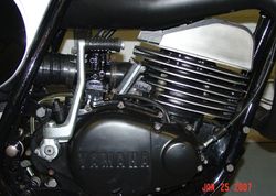 1973-Yamaha-MX-250-Silver-1988-2.jpg