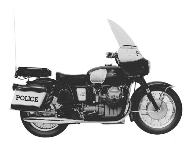 Moto Guzzi V7700 Polizia