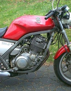 1986-Yamaha-SRX600-Red-6869-4.jpg