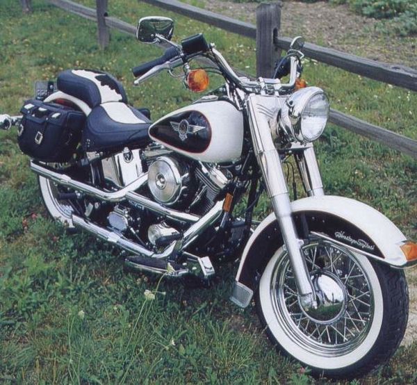 Harley-Davidson Nostalgia Cow Glide