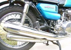 1972-Suzuki-GT550-Blue-4062-4.jpg