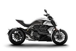 Ducati-diavel-1260-2019-4.jpg