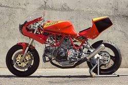 Radical-Ducati-900-SS--2.jpg