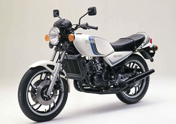 Yamaha RZ350LC