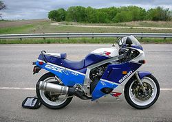 1988-Suzuki-GSX-R1100-Cali-Blue-1.jpg