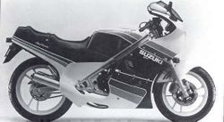 Suzuki-RG250-83.jpg