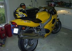 2003-Triumph-TT600-Yellow-5326-2.jpg