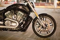 Harley-davidson-v-rod-muscle-2-2017-4.jpg