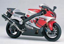 Yamaha-R7--5.jpg