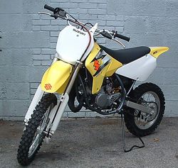 2004-Suzuki-RM85-Yellow-0.jpg