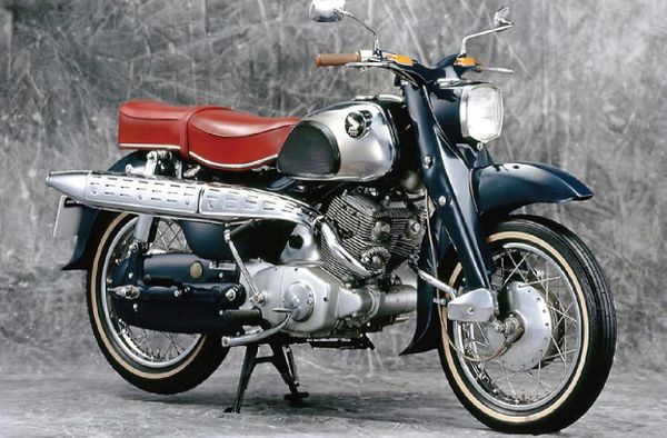 1961 Honda CS 71 Dream