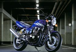 Yamaha-xjr400r-1996-2002-1.jpg