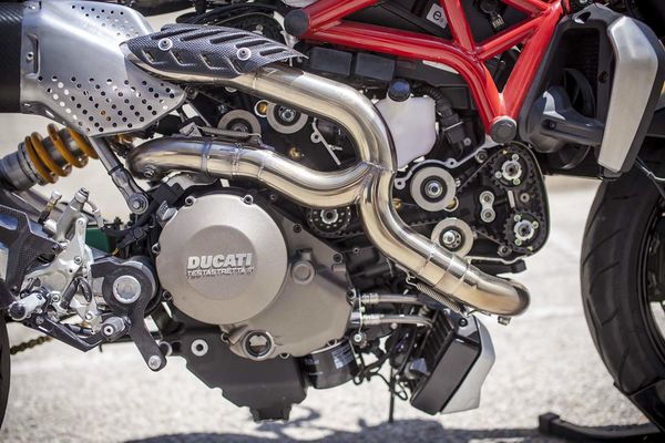 XTR / Radical Ducati Monster 1200 Siluro Custom by XTR Pepo