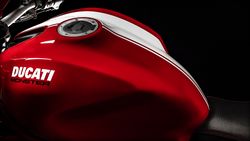 Ducati-monster-1200-2015-2015-2.jpg