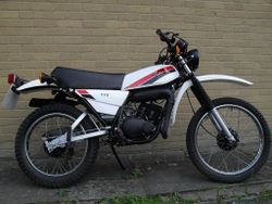 Yamaha-dt-125mx-1981-1981-0.jpg