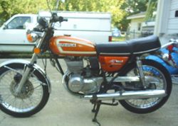 1974-Suzuki-GT185-Orange-0.jpg