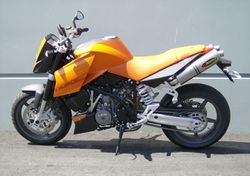 2005-KTM-990-Super-Duke-Orange-7715-0.jpg