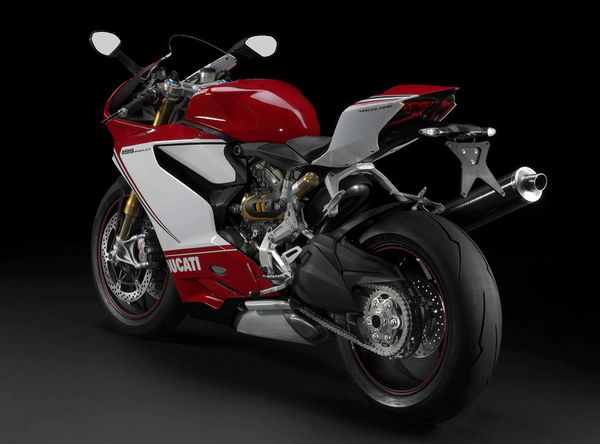 Ducati Panigale 1199S Japanese Edtion