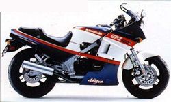 Kawasaki-GPZ600R-85.jpg