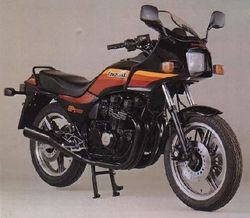 Kawasaki-gpz550-2-1984-1984-1.jpg