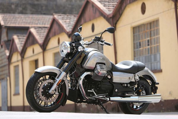 2015 Moto Guzzi California 1400 Custom