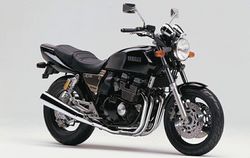 Yamaha-xjr-400-1993-1995-2.jpg