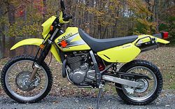 2002-Suzuki-DR650SE-Yellow-0.jpg