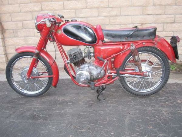 1956 - 1960 Ducati 125 T