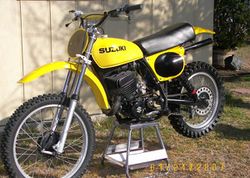 1976-Suzuki-RM370A-Yellow-3237-2.jpg