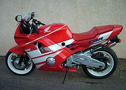 1992-Honda-CBR600F2-Red-4259-0.jpg
