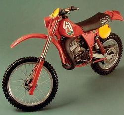 Aprilia-rc-250-1980-1980-1.jpg
