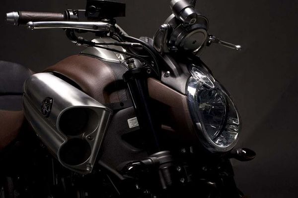 Yamaha VMX V-Max 17 Leather Concept