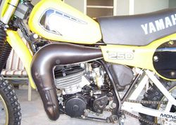 1981-Yamaha-YZ250-H-Yellow-4.jpg