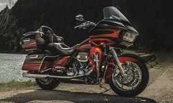 Harley-davidson-cvo-road-glide-ultra-2-2015-2015-0.jpg