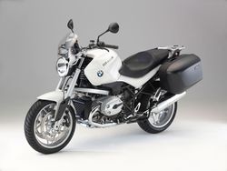 Bmw-r-1200-r-touring-special-2011-2011-2.jpg