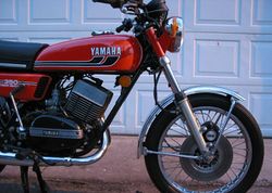 1975-Yamaha-RD350-Orange-551-4.jpg
