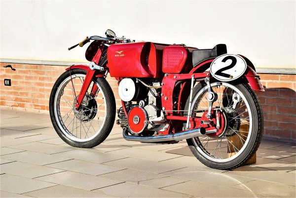 Racing Bikes Moto Guzzi 250 Single-shaft & 250 Compressor
