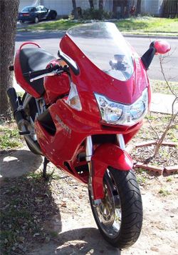 2004-Ducati-ST3-Red-2991-3.jpg