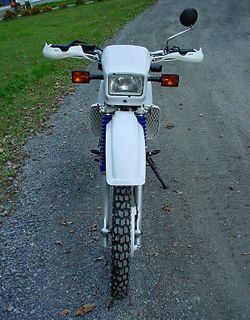 1999-Yamaha-XT350-White-4.jpg