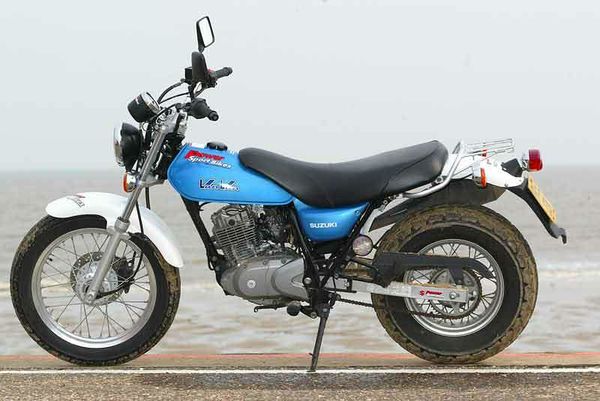 Suzuki RV125