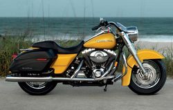 Harley-davidson-road-king-custom-2-2006-2006-0.jpg