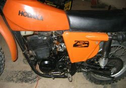 1977-Hodaka-Thunderdog-250ED-Orange-4778-3.jpg