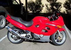 1999-Suzuki-GSX600F-Red-36-1.jpg