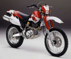 Yamaha-tt-600r-1998-2003-0.jpg