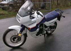 1989-Honda-Transalp-XL600V-White-5207-1.jpg